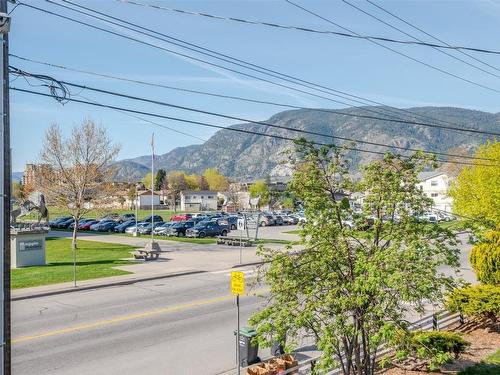 101-123 Green Avenue, Penticton, BC - Outdoor With View
