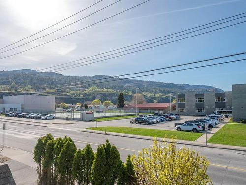 101-123 Green Avenue, Penticton, BC - Outdoor With View