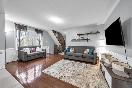 233 Duskywing Way|Unit #35, Oakville, ON - Indoor Photo Showing Living Room