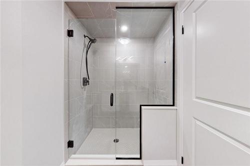 35 Wellspring Way, Pelham, ON - Indoor Photo Showing Bathroom