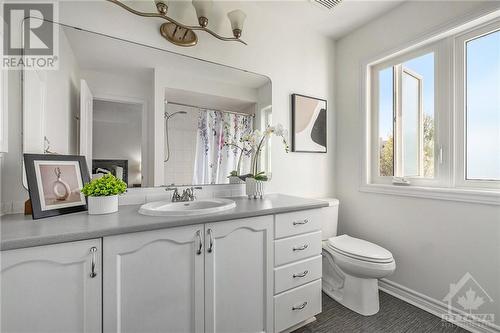 21 Sheppard'S Glen Drive, Ottawa, ON - Indoor Photo Showing Bathroom