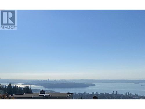 1538 Chippendale Court, West Vancouver, BC - Outdoor With View