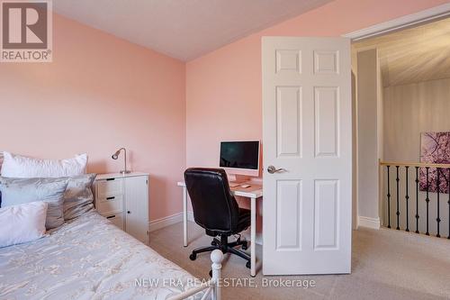 285 Christopher Drive, Cambridge, ON - Indoor Photo Showing Bedroom