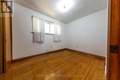 7040 Brookfield Avenue, Niagara Falls, ON - Indoor Photo Showing Other Room