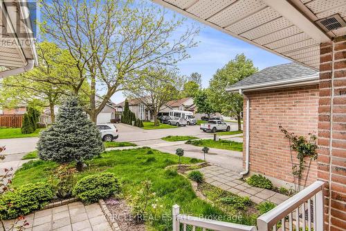 34 Bowcott Crescent, London, ON - Outdoor