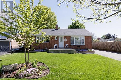 334 Regal Drive, London, ON - Outdoor