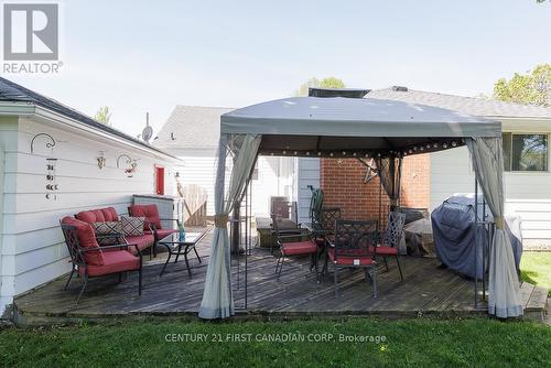 334 Regal Drive, London, ON - Outdoor With Deck Patio Veranda With Exterior