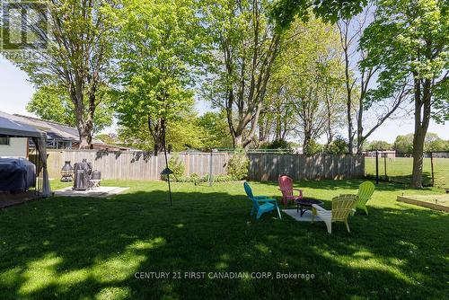 334 Regal Drive, London, ON - Outdoor With Backyard