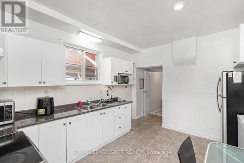 47 Clyde Street, Hamilton (Stipley), ON - Indoor Photo Showing Kitchen With Double Sink