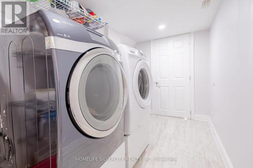 77 Ural Circle, Brampton, ON - Indoor Photo Showing Laundry Room
