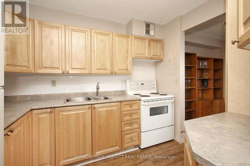 604 - 1100 Caven Street, Mississauga, ON - Indoor Photo Showing Kitchen With Double Sink