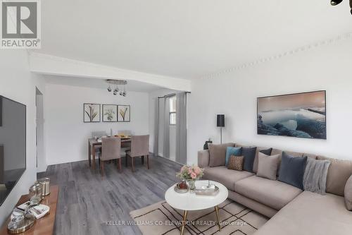 1340 Warden Avenue, Toronto, ON - Indoor Photo Showing Living Room