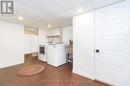 200 Ethel Park Drive, Brock, ON - Indoor Photo Showing Laundry Room