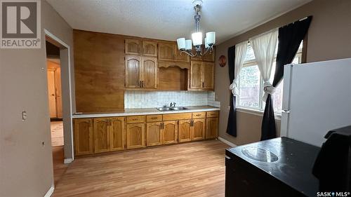 1250 Elliott Street, Regina, SK - Indoor Photo Showing Kitchen