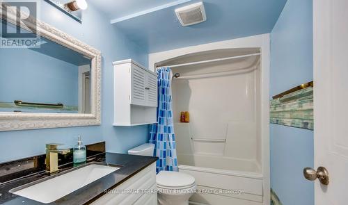 902 - 565 Greenfield Avenue, Kitchener, ON - Indoor Photo Showing Bathroom