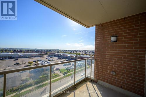 624 - 2480 Prince Michael Drive, Oakville, ON - Outdoor With Balcony With View With Exterior