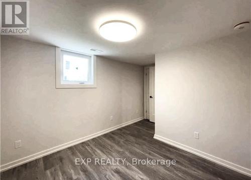 15 Champlain Avenue E, Hamilton, ON - Indoor Photo Showing Other Room