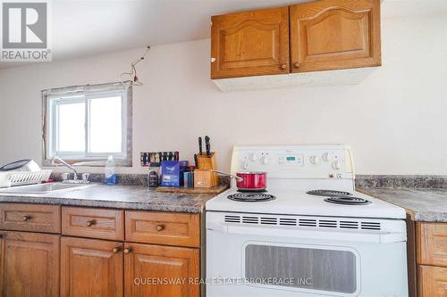 35 Fenel Road, Kawartha Lakes, ON - Indoor Photo Showing Kitchen With Double Sink