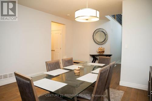 1665 Finley Crescent, London, ON - Indoor Photo Showing Dining Room