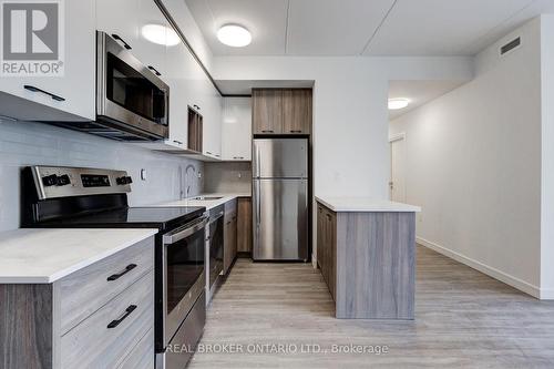 1705 - 49 Walnut Street S, Hamilton, ON - Indoor Photo Showing Kitchen With Stainless Steel Kitchen