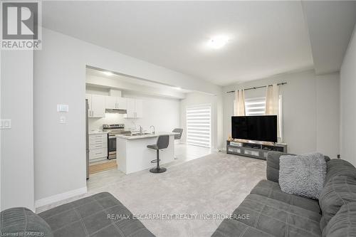 53 - 520 Grey Street, Brantford, ON - Indoor Photo Showing Living Room
