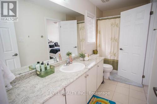 61 Cheevers Road, Brantford, ON - Indoor Photo Showing Bathroom