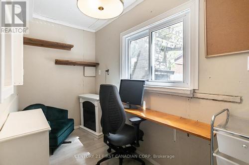 709 Galloway Crescent, London, ON - Indoor Photo Showing Office