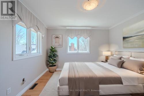 11 White Pine Place, Barrie, ON - Indoor Photo Showing Bedroom