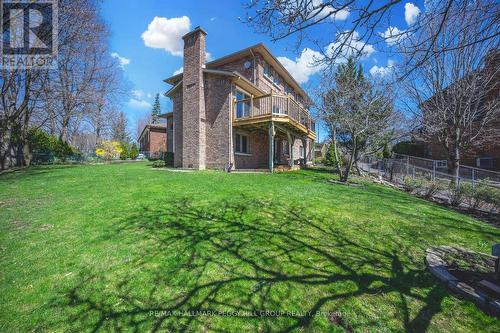 11 White Pine Place, Barrie, ON - Outdoor