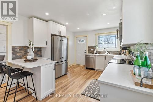 49 Orono Division Street, Clarington, ON - Indoor Photo Showing Kitchen With Upgraded Kitchen