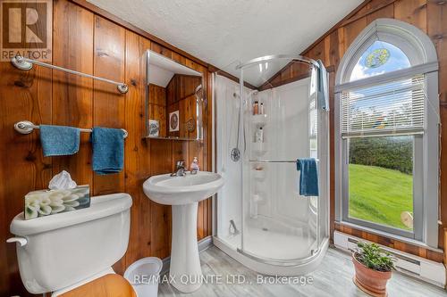 583 Lahey Road, Centre Hastings, ON - Indoor Photo Showing Bathroom