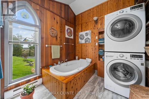 583 Lahey Road, Centre Hastings, ON - Indoor Photo Showing Laundry Room