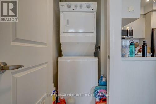 1910B - 4655 Metcalfe Avenue, Mississauga, ON - Indoor Photo Showing Laundry Room