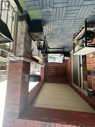 517 Dundas Street E, Oakville, ON - Outdoor With Balcony With Exterior