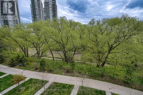 413 - 10 Park Lawn Road, Toronto, ON - Outdoor