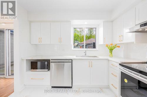 1488 Wilson Avenue, Toronto, ON - Indoor Photo Showing Kitchen