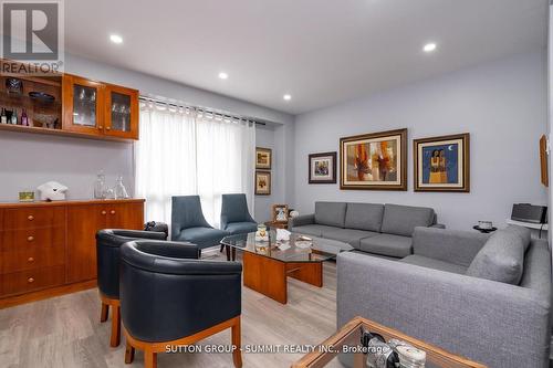 21 Carter Drive S, Brampton, ON - Indoor Photo Showing Living Room