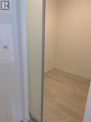 2712 - 1 Yorkville Avenue, Toronto, ON - Indoor Photo Showing Other Room