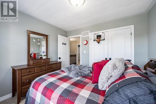 20 Chiswick Avenue, Whitby, ON - Indoor Photo Showing Bedroom