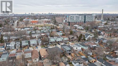 139 Springdale Boulevard, Toronto, ON - Outdoor With View