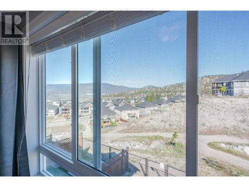 1115 Holden Road Unit# 132, Penticton, BC - Indoor Photo Showing Other Room