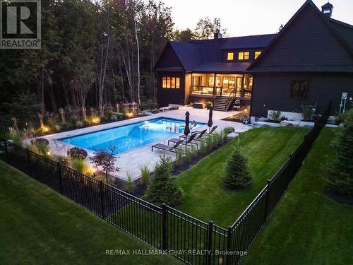 77 Georgian Grande Drive, Oro-Medonte, ON - Outdoor With In Ground Pool