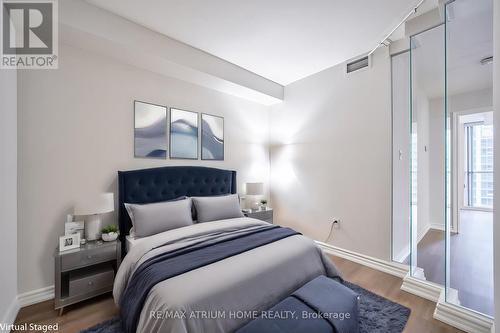 1502 - 801 Bay Street, Toronto, ON - Indoor Photo Showing Bedroom