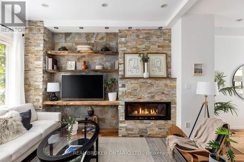 111 Manning Avenue, Toronto, ON - Indoor With Fireplace