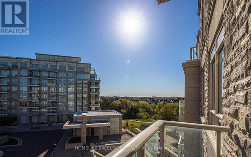 602 - 9 Stollery Pond Crescent, Markham, ON - Outdoor With Balcony