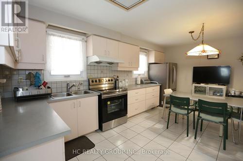 257 Apache Trail, Toronto, ON - Indoor Photo Showing Kitchen With Double Sink