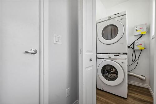 325 Robert Street|Unit #Main, Hamilton, ON - Indoor Photo Showing Laundry Room