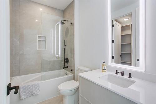 118 King Street E|Unit #Ph12, Hamilton, ON - Indoor Photo Showing Bathroom
