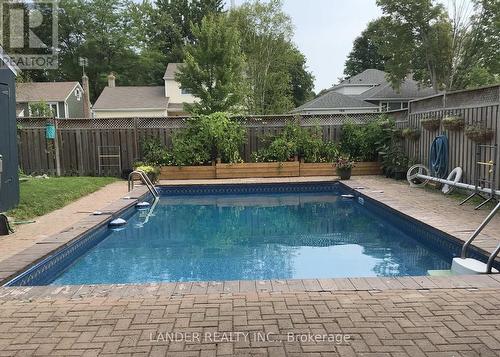 1 Summit Circle, East Gwillimbury, ON - Outdoor With In Ground Pool With Backyard