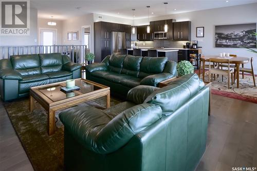41 Hodges Crescent, Moose Jaw, SK - Indoor Photo Showing Living Room